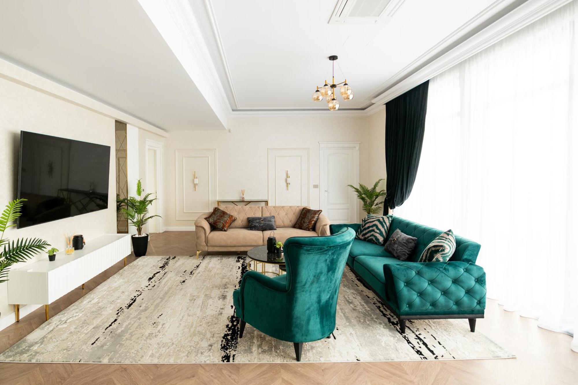 The Penthouse Hotel Vaslui Exterior photo